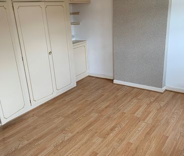 3 Bed Semi-Detached House, Sorby Road, S26 - Photo 6