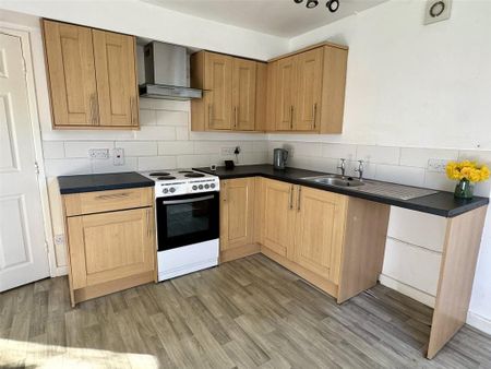 2 bedroom apartment to rent - Photo 5