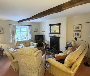 3 bedroom detached house to rent - Photo 2