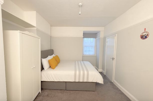 Room in a Shared Flat, Noel Road, W3 - Photo 1
