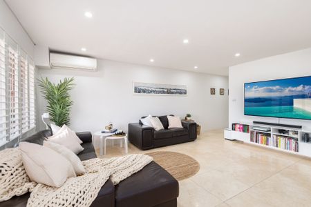 Oversized Apartment with Quality Finishes throughout - Photo 2