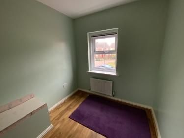 2 bedroom coach house to rent - Photo 3