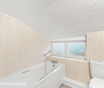 3 bedroom apartment to rent - Photo 5