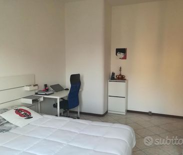 Grande stanza matrimoniale uso privato Milano Vil - Photo 3