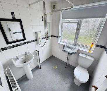 3 bedroom terraced house to rent - Photo 5
