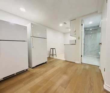 For Lease - 28 Pergola Road Unit# Basement, Toronto, Ontario - Photo 3