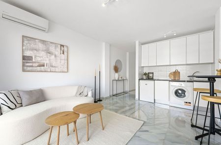 Middle Floor Apartment · Riviera Del Sol - Photo 3