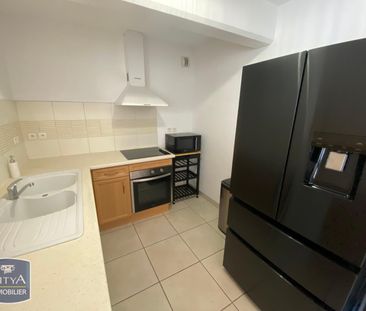 Location Appartement 3 pièces 73m² STE CLOTILDE 97490 - Photo 1