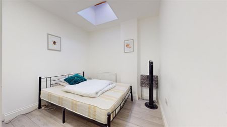 1 bedroom property to rent - Photo 2