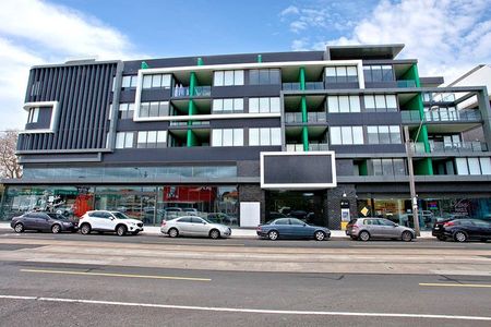 217/110 Keilor Road, Essendon VIC 3040 - Photo 5