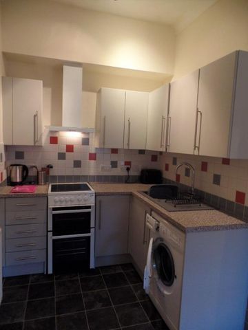 1 bedroom flat to rent - Photo 4