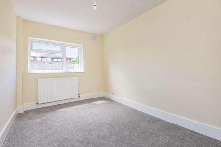 Hollyfield Road, Surbiton, KT5 - Photo 5