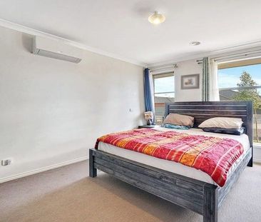 Where Comfort Dances with Style! - Photo 2