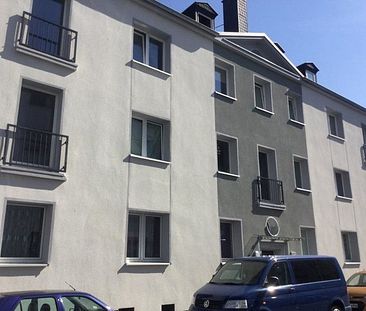 Komm nach Broich: 2 Zimmer mit großer Küche und Balkon; Die Wohnung ist sofort verfügbar!! - Foto 2