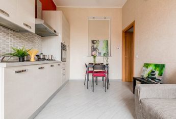 Intimate and nice single room in Via Pezzotti