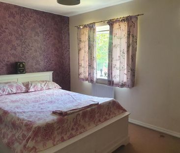 2 bedroom semi-detached house to rent - Photo 2