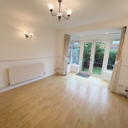 5 Bedroom House, Brangwyn Avenue, Brighton - Photo 4