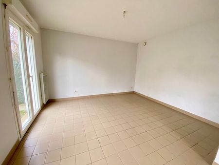 Location Appartement 1 pièce 27m² ORLEANS 45100 - Photo 5