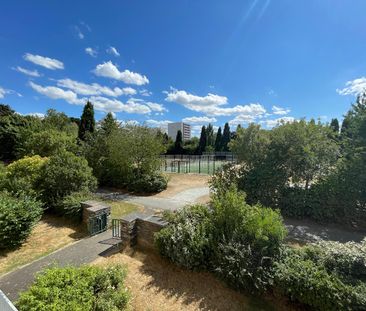 Location Appartement 4 pièces 79m² ANGERS 49000 - Photo 5