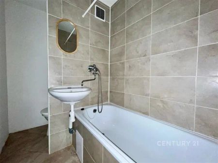 Pronájem bytu v Bílině – ulice Bezejmenná - Photo 3