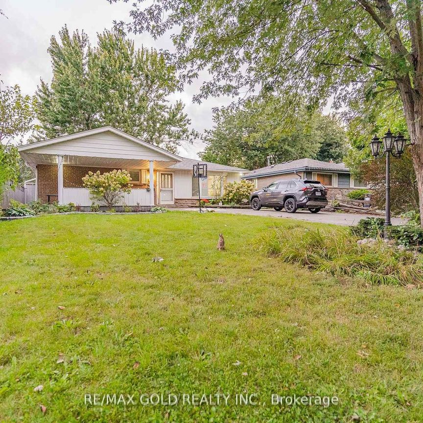 For Lease - 136 Bartley Bull Parkway, Brampton, Ontario - Photo 1