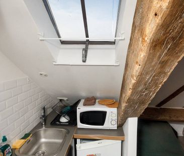 Logement à Paris, Location meublée - Photo 4