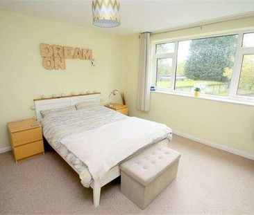 Vivienne House, Staines-upon-thames, TW18 - Photo 3