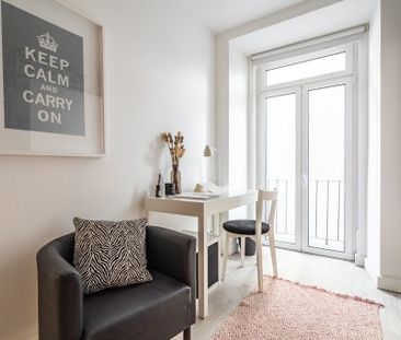 Rua General Taborda, Lisbon, Lisbon 1070-137 - Photo 1