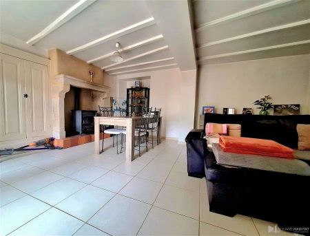 Location maison 4 pièces - 94m² à Usson (63490) - Photo 2
