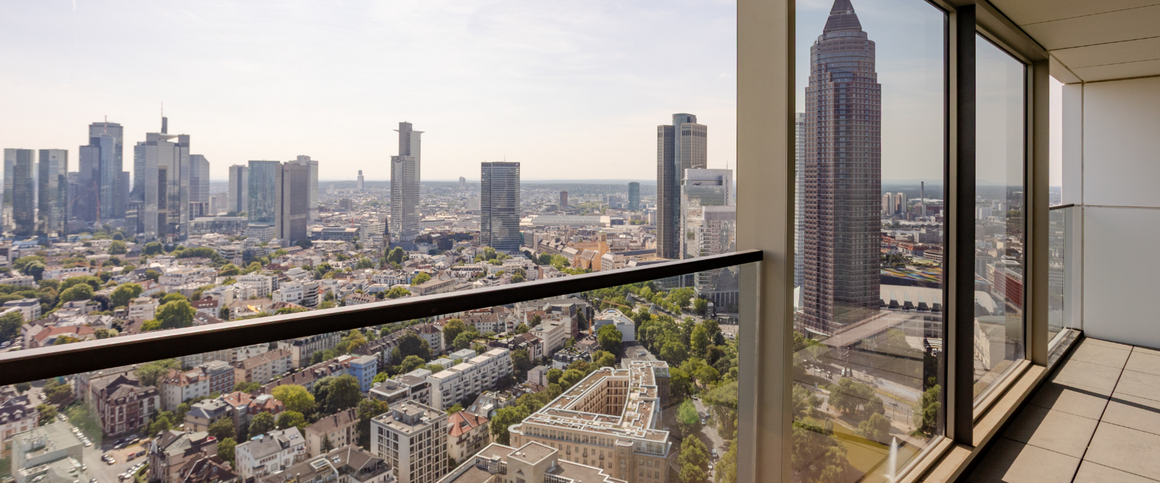 Die Skyline im Blick – Wohnen über den Dächern der Stadt - Photo 1