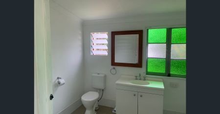 Queenslander walking distance to Yandina village - Photo 2