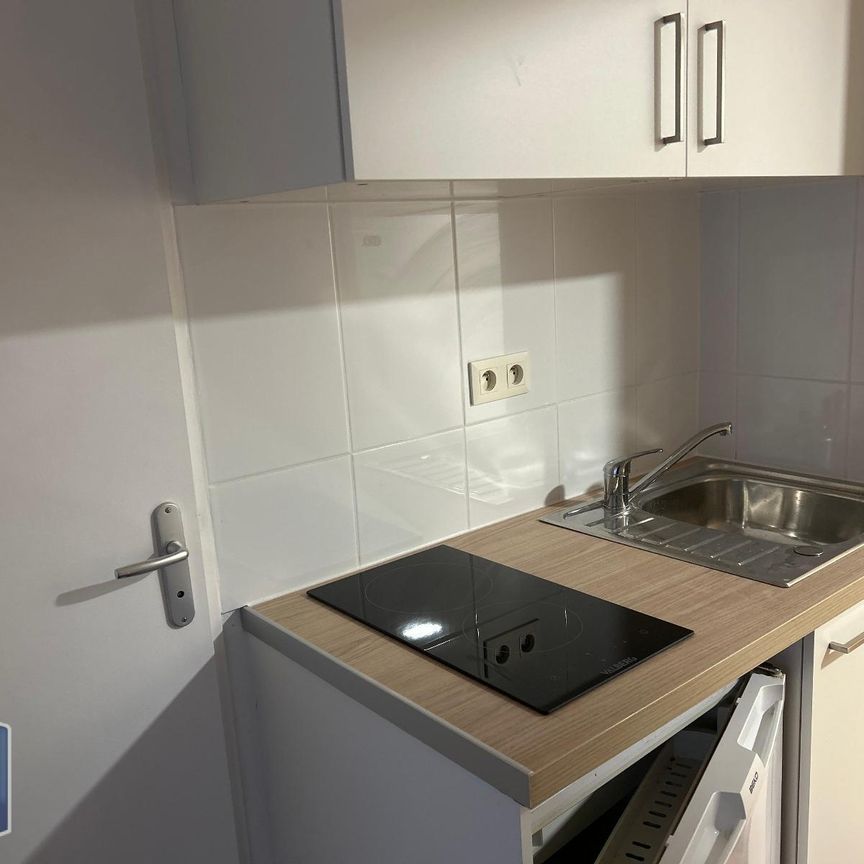 Location Appartement 1 pièce 18m² AVON 77210 - Photo 1