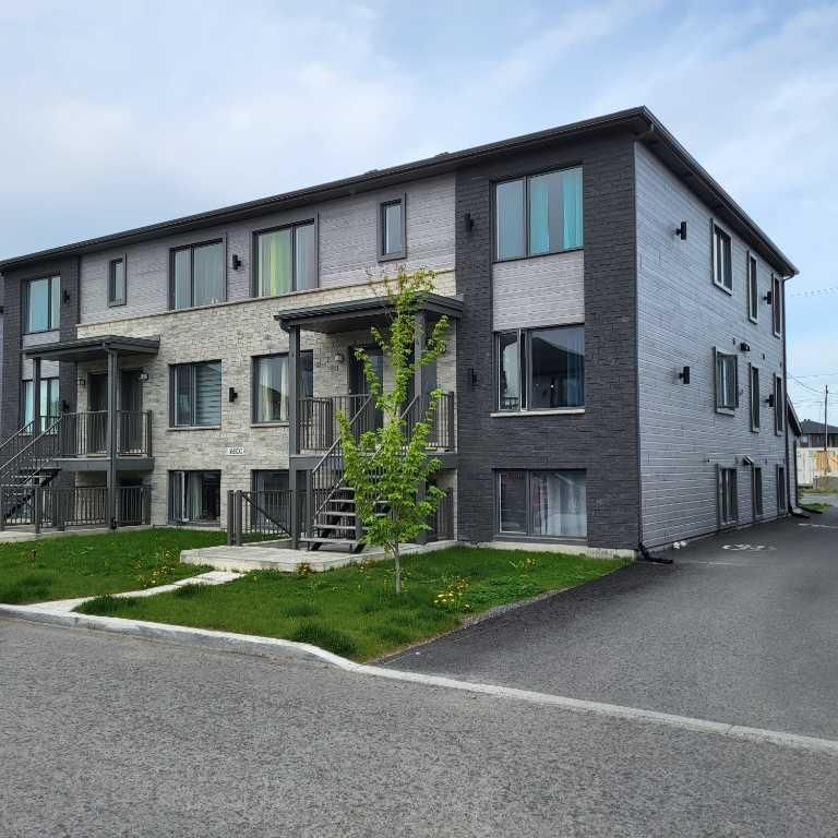 Logement 3 chambres, 2 salles de bain à St-Hyacinthe, novembre. - Photo 1