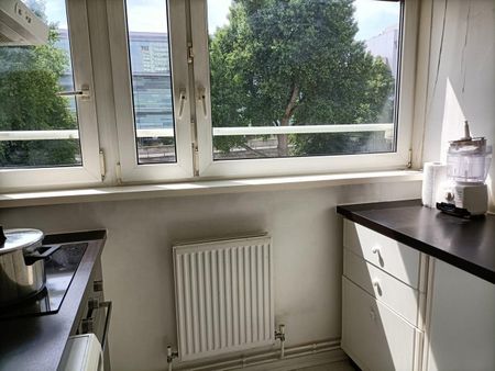 1 Bed Flat, Stebbing House, W11 - Photo 4