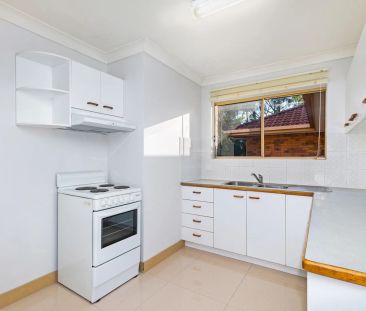 Inner-City Convenience with Spacious Living & Balcony Retreat - Photo 5