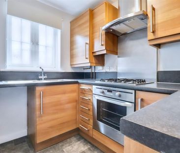 2 Bedroom House to let - Photo 6