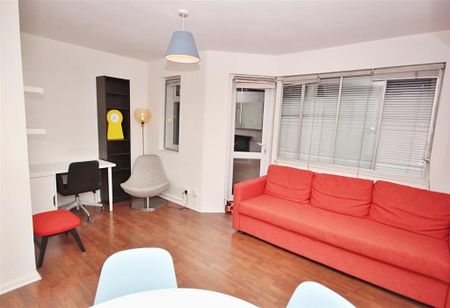 1 bedroom flat to rent - Photo 3