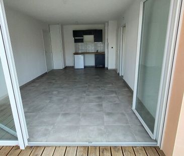 Location Appartement 2 pièces 42m² FONSORBES 31470 - Photo 5