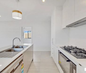 24 Neilson Way, Walloon QLD 4306 - Photo 1
