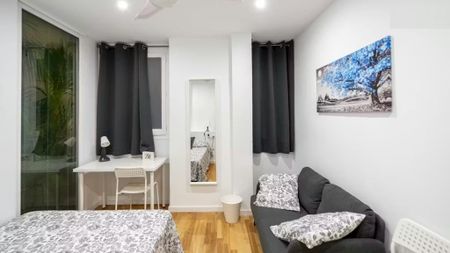 Carrer del Forn de lHospital, Valencia, Valencian Community 46001 - Photo 3