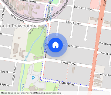 Immaculately renovated unit in perfect city location - Photo 1