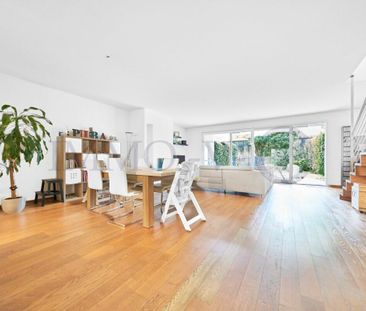 SPACIOUS STANDING DUPLEX WITH GARDENS AND BALCONY - Photo 6