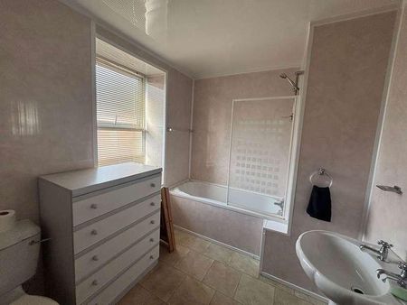 Market Street, Dalton-in-furness, LA15 - Photo 4