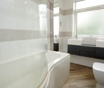 3 bedroom apartment to rent - Photo 6