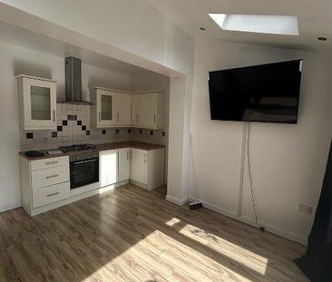 28 Silverstream Parade, Belfast, BT14 8GR - Photo 6