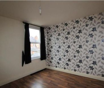 2 bed Mid Terraced House for Rent - Photo 3