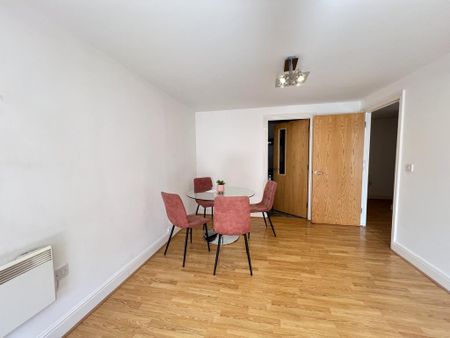 1 bedroom flat to rent - Photo 3