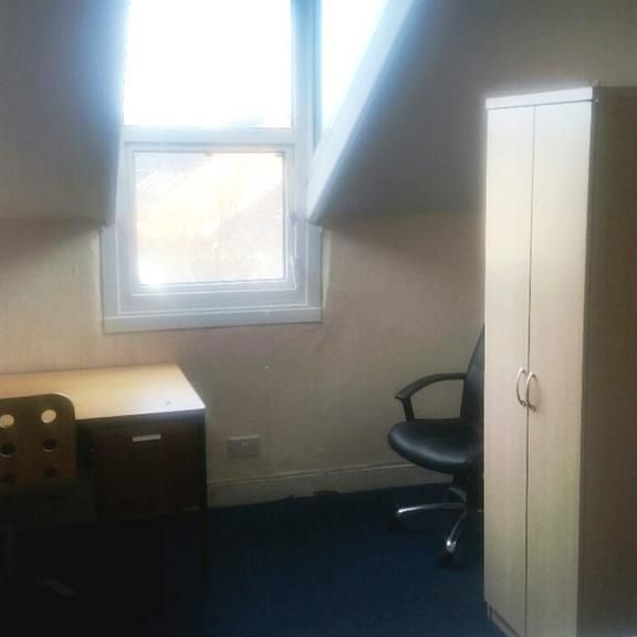 3 bedroom flat share to rent - Photo 1