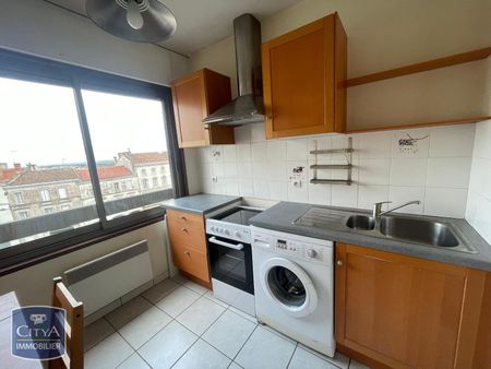 Location Appartement 2 pièces 51m² ANGOULEME 16000 - Photo 5