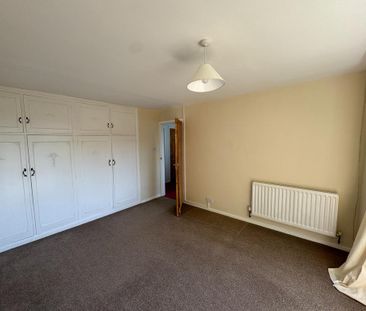 2 bedroom maisonette to rent - Photo 3